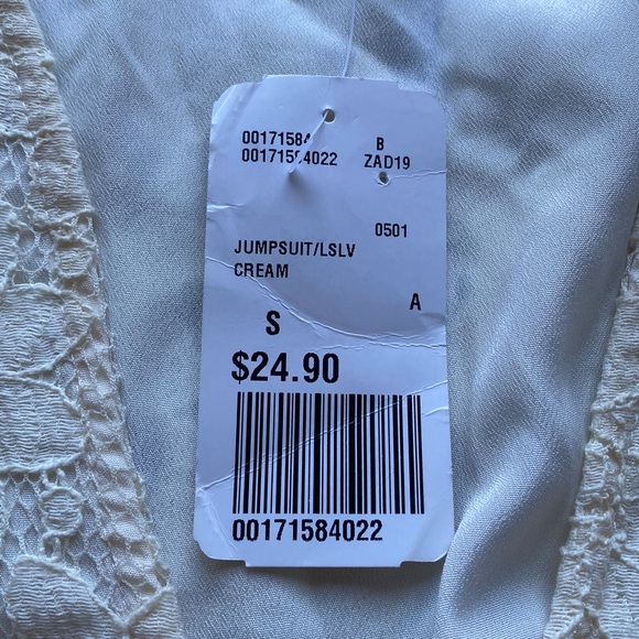 Lace romper - Picture 4 of 4